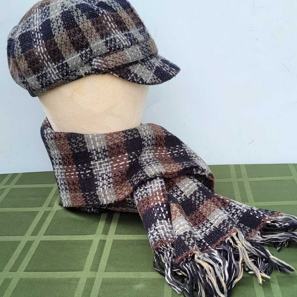 Vintage D&Y Super Soft Cabbie Hat with Matching S… - image 1