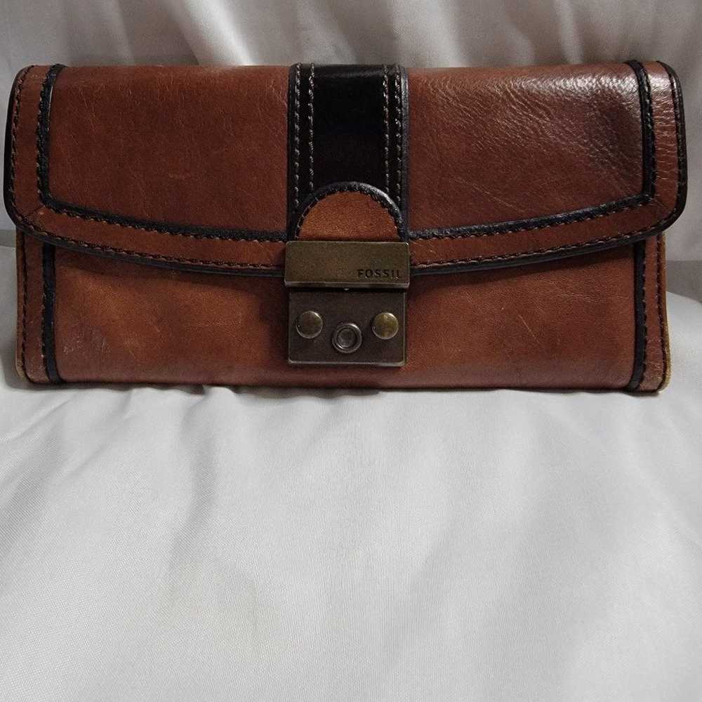 FOSSIL Vintage Reissue Push Lock Wallet Clutch Br… - image 1