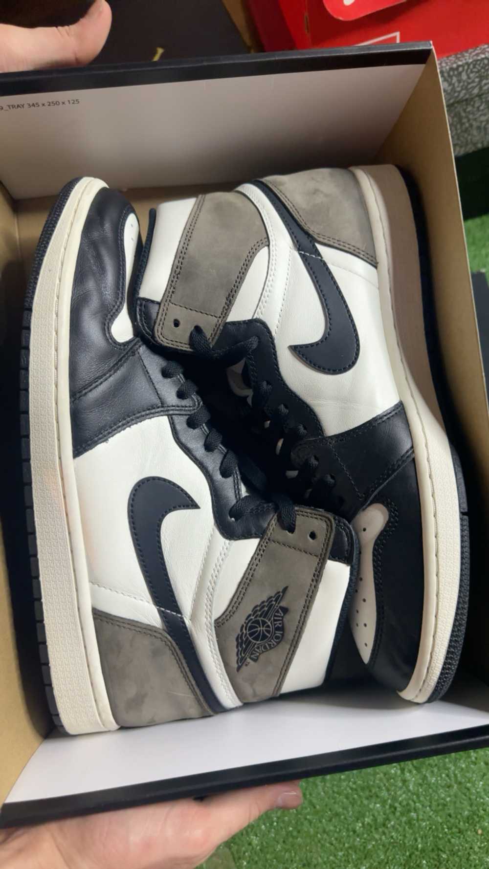 Jordan 1 mocha - image 1