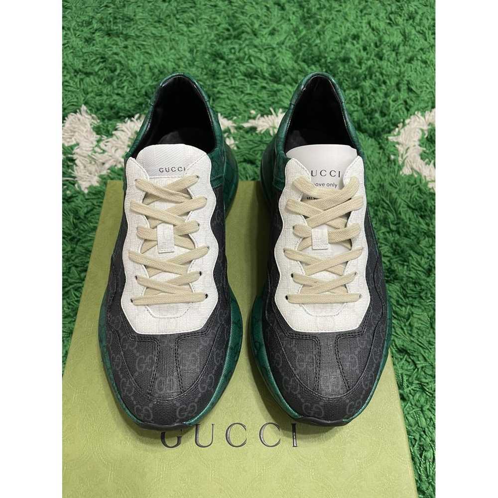 Gucci Rhyton low trainers - image 2