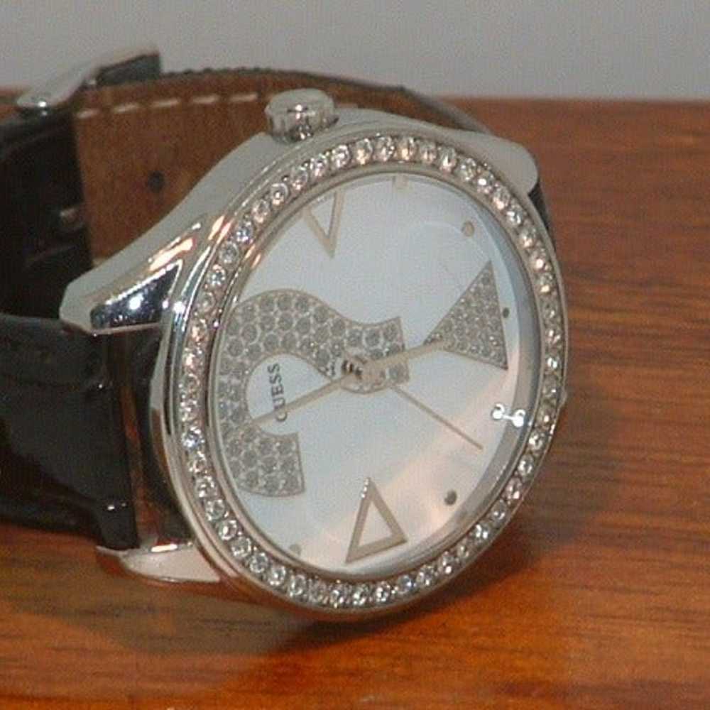 Pre-Owned Vintage Women’s Guess Crystal Analog Fa… - image 6