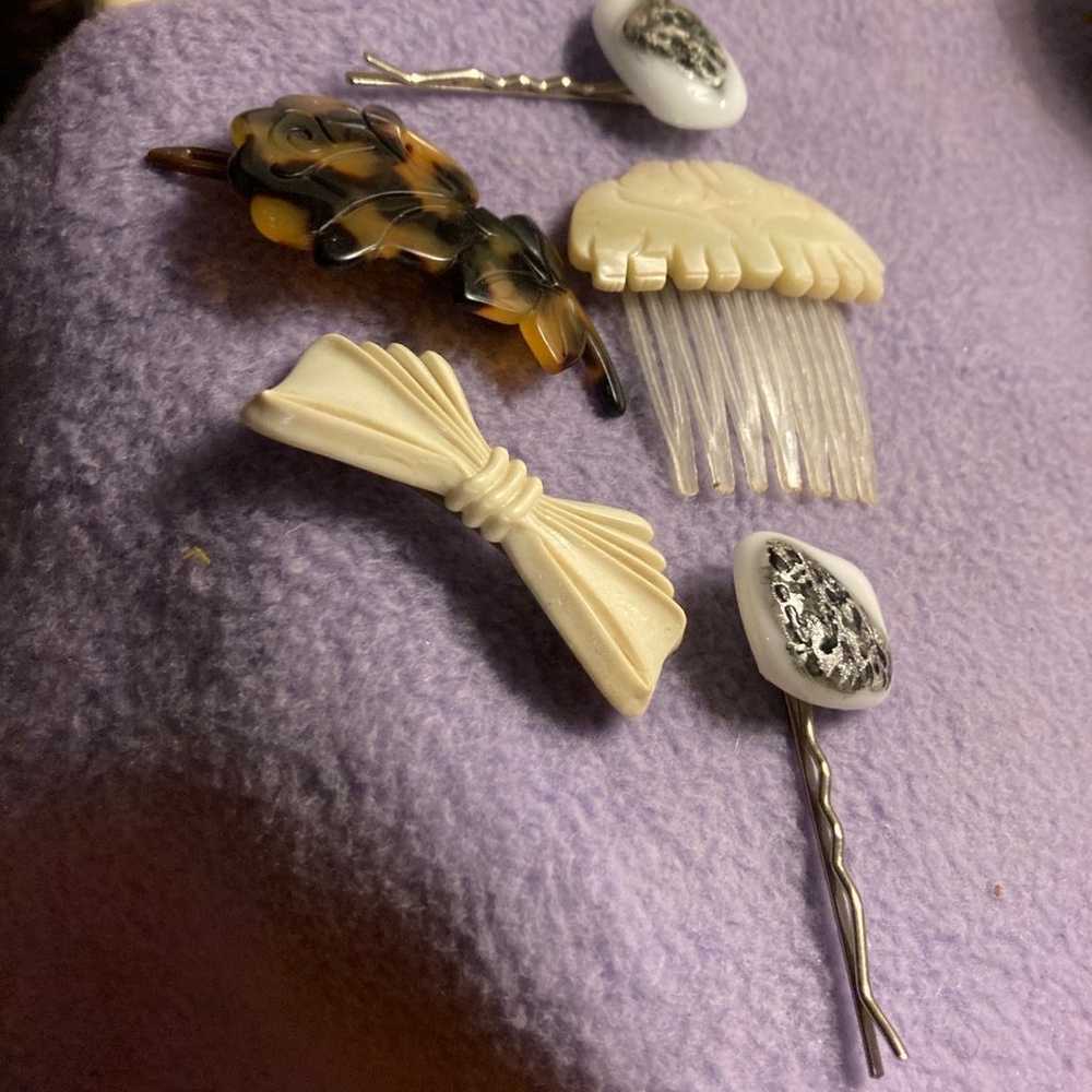 A lot of 5 vintage hair accessories - image 6