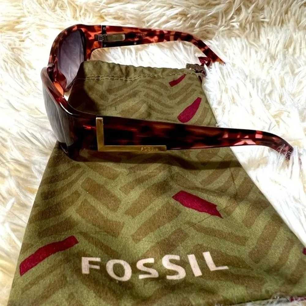 Fossil vintage sunglasses for women - image 3