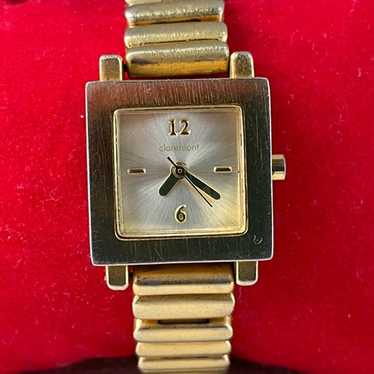 Vintage Claremont Women Wristwatch Gold Tone Quar… - image 1