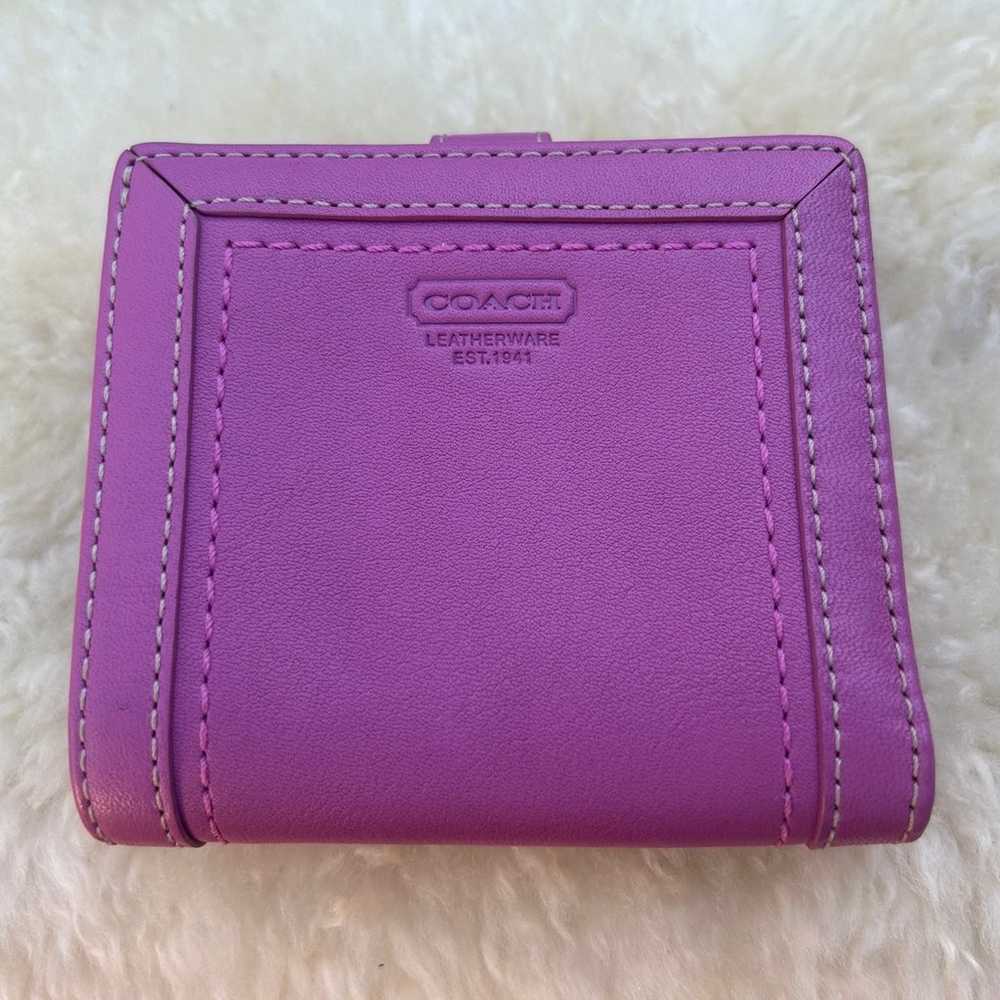 Vintage COACH Soho Pink Leather Medium Buckle Wal… - image 3