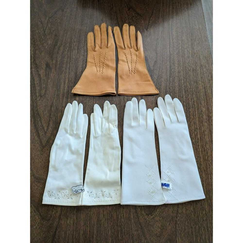 Vintage  Bundle of 3 women's gloves - image 1