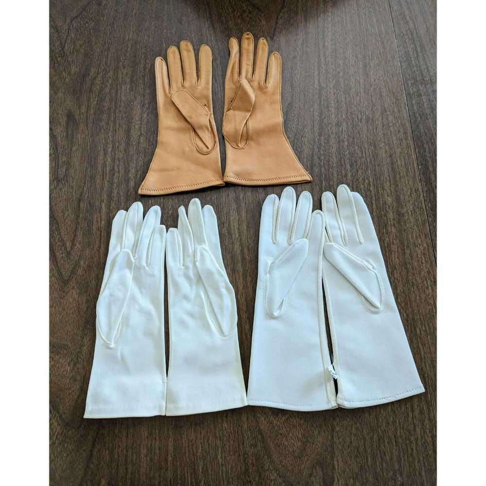 Vintage  Bundle of 3 women's gloves - image 5