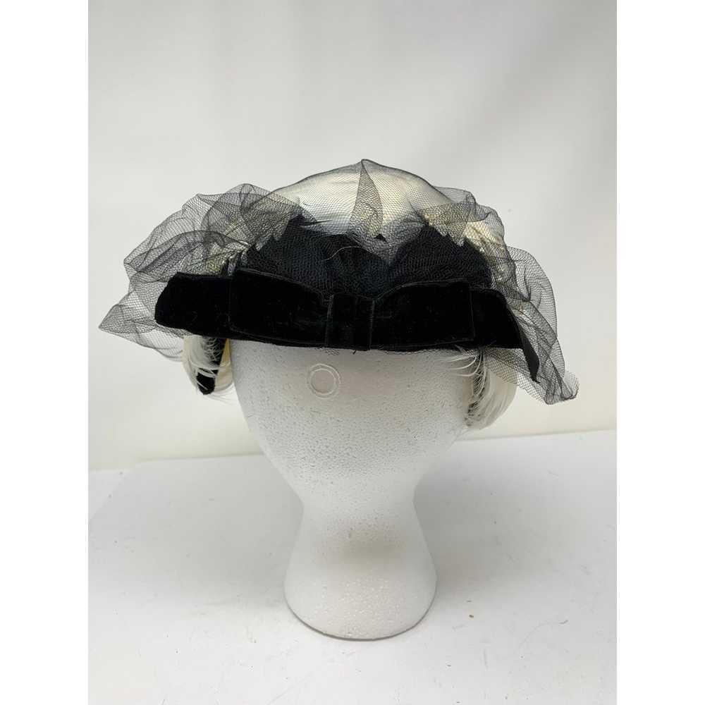 Vintage Feather and Mesh Fascinator Hat Black Whi… - image 3