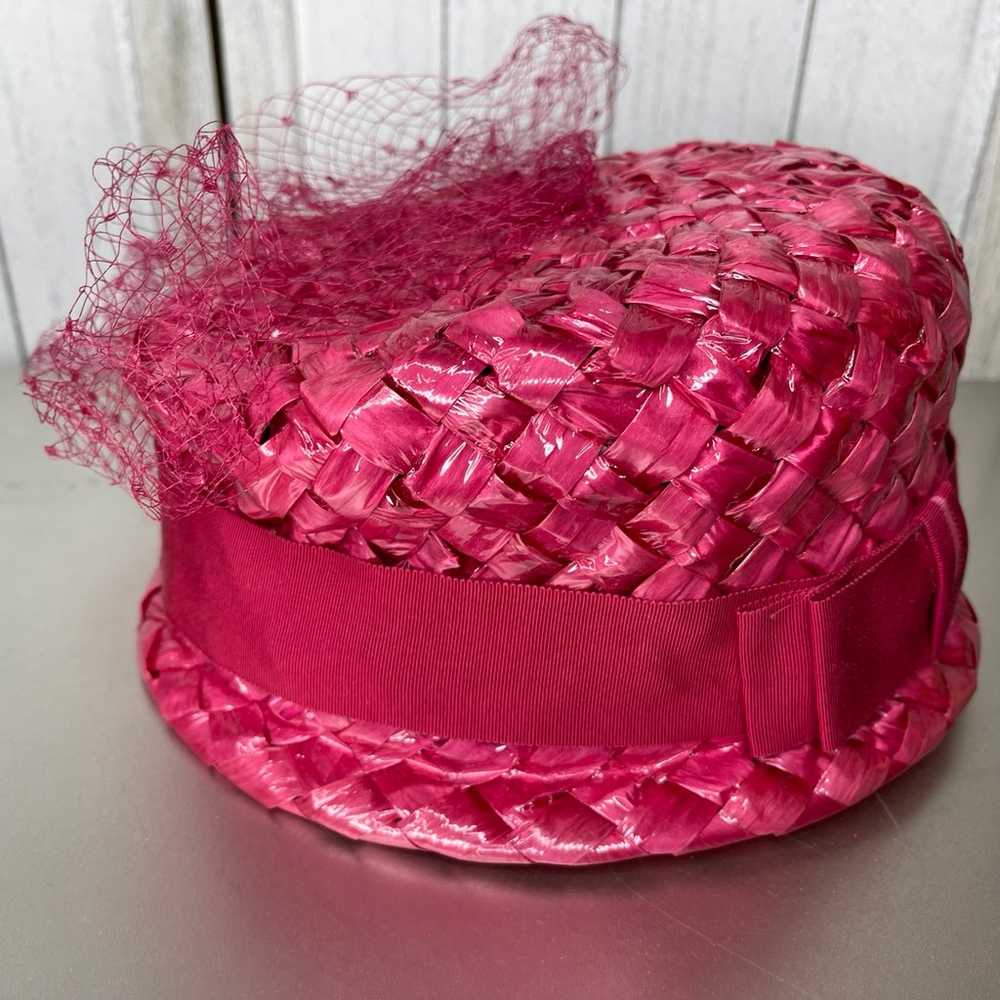 Vintage Bright Pink Raffia Staw basket weave Ladi… - image 3