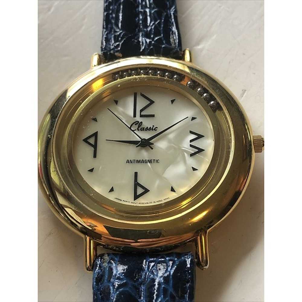 Vintage Classic Antimagnetic Designer Watch - image 4