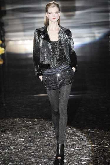 Gucci Fall winter 2009 Gucci Shimmery Sleeveless … - image 1