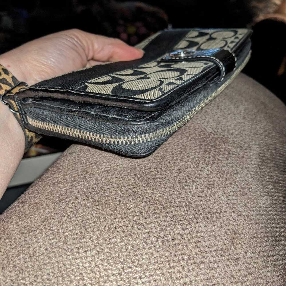 Vintage Coach Signature Zip Around Wallet - image 8