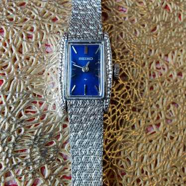 Vintage seiko mechanical ladies - Gem Vintage seiko mechanical ladies - Gem