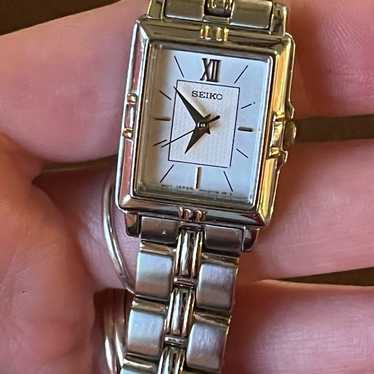 Vintage ladies gp tank bracelet Seiko dress watch with sold diamond chip 7