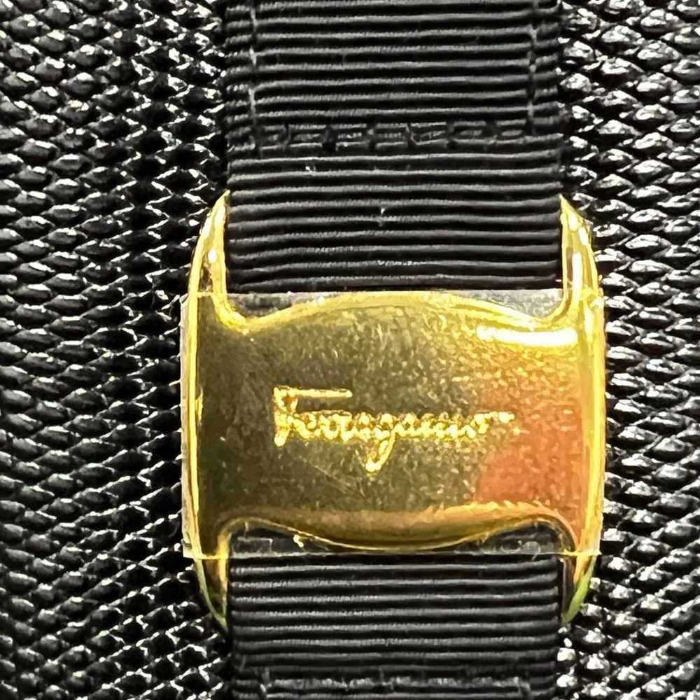 Vintage Salvatore Ferragamo Vala Ribbon Wallet - image 2