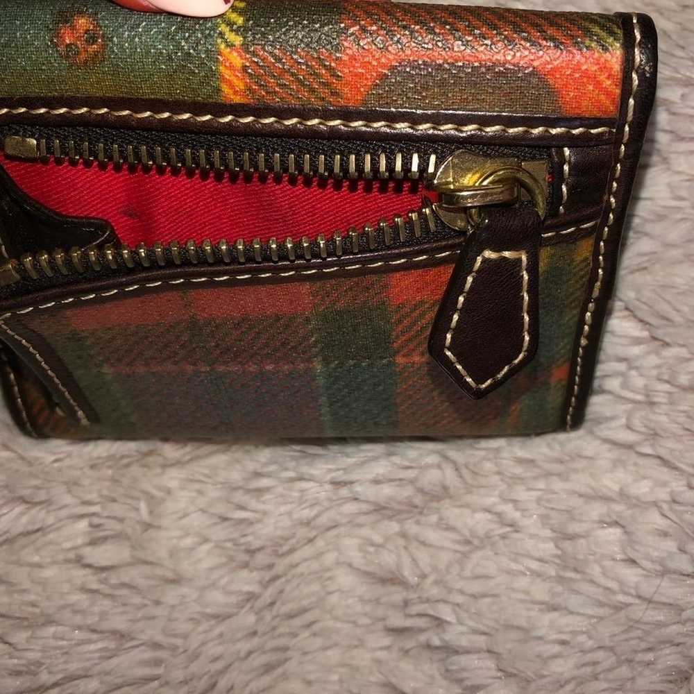 Dooney and bourke wallet - image 9