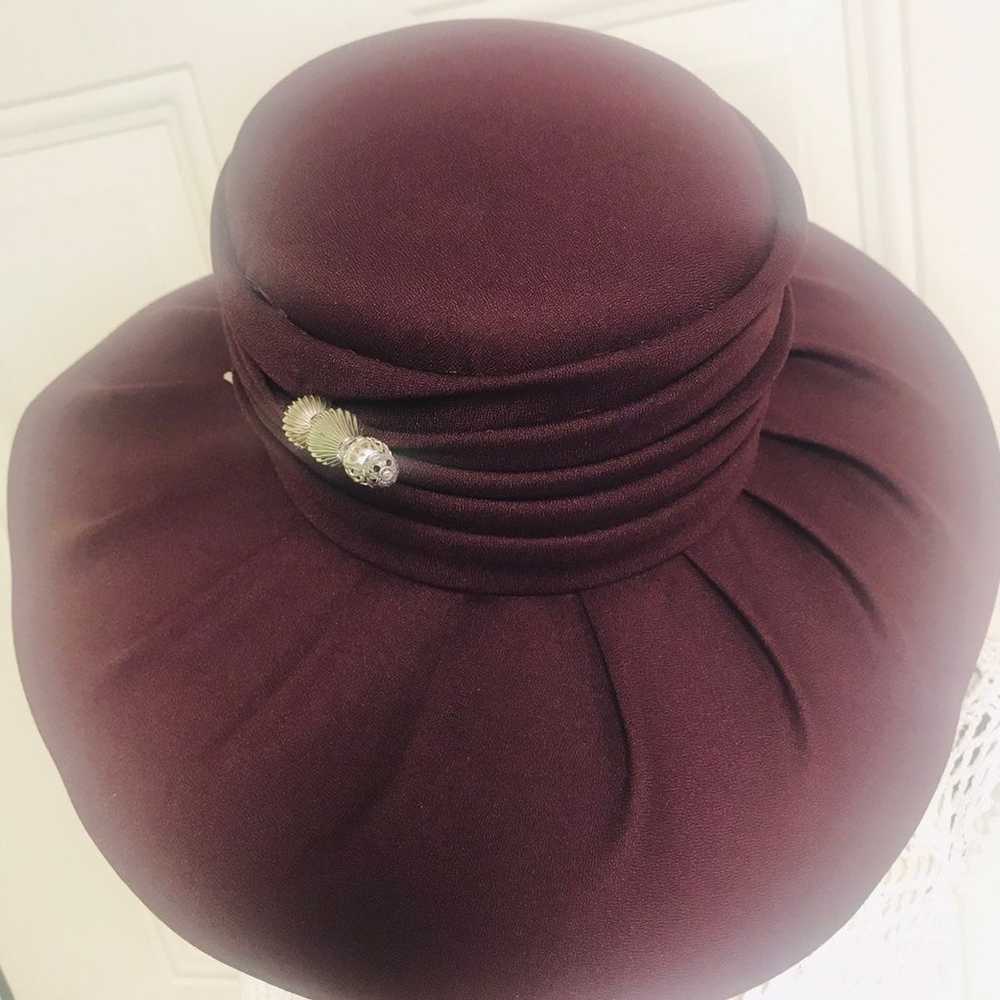 DONNA VINCI Red Wine HAT - image 1