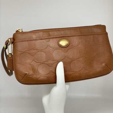 COACH Vintage Brown Leather Wristlet