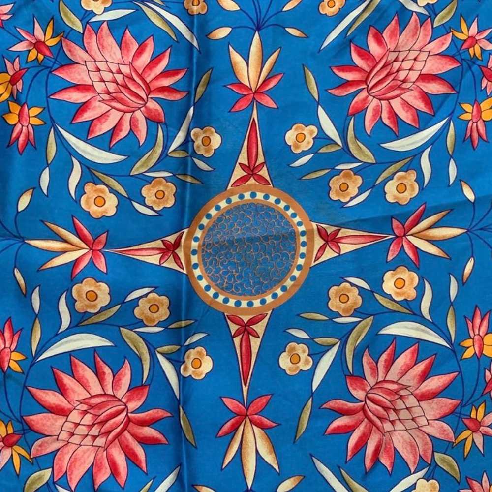 Vintage smithsonian floral silk scarf - image 3