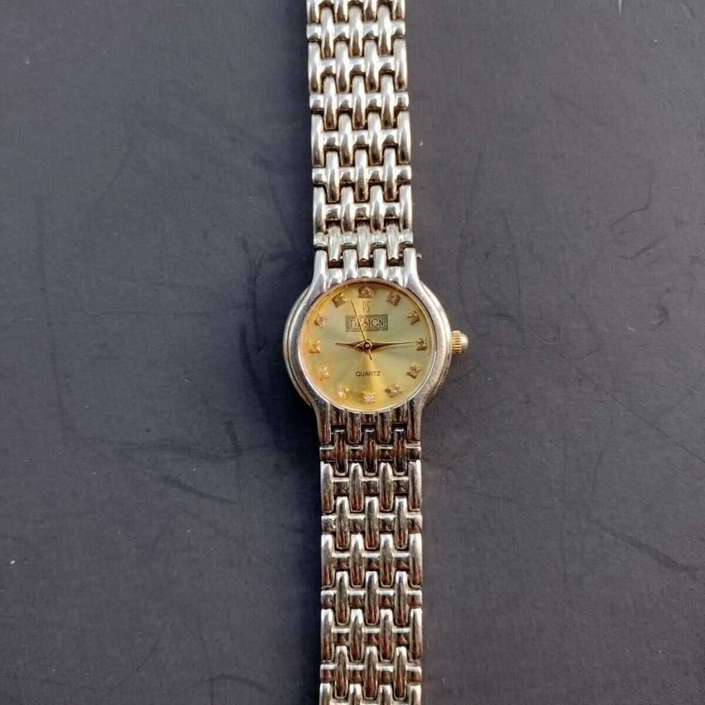 Working Vintage Women's Quartz Watch - image 3