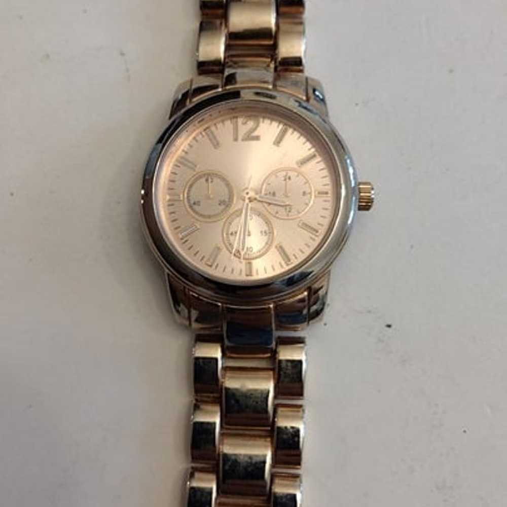 Working Vintage Women's Quartz Watch - image 3