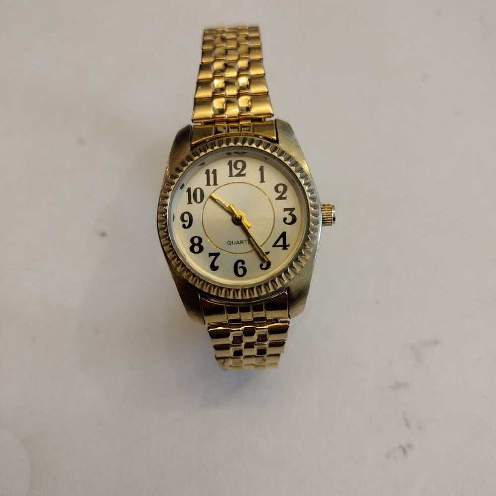 Working Vintage Women's Quartz Watch - image 1