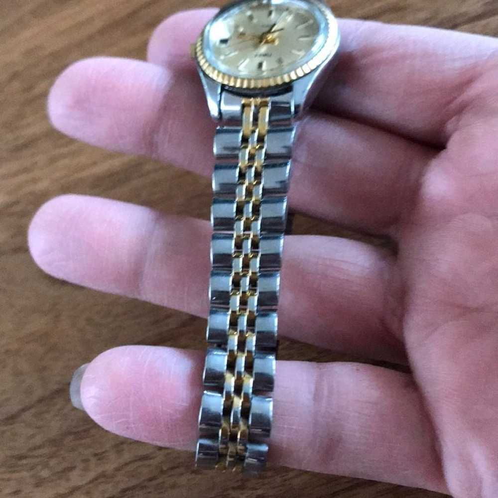 EUC Vintage Timex Watch - image 6