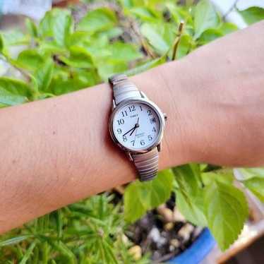 Vintage Timex Indiglo WR 30M Classic Silver Calend