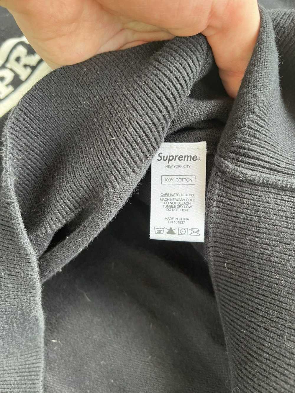 Supreme Supreme Logo Stripe Knit Top FW19 Black - image 5