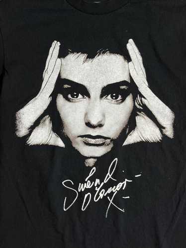 Designer Sinead O’Connor PreOwned Small Band TShi… - image 1