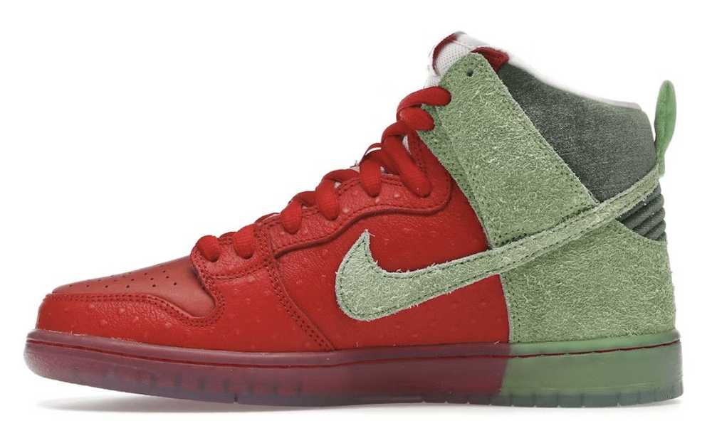 Nike SB Dunk High Strawberry Cough - image 2