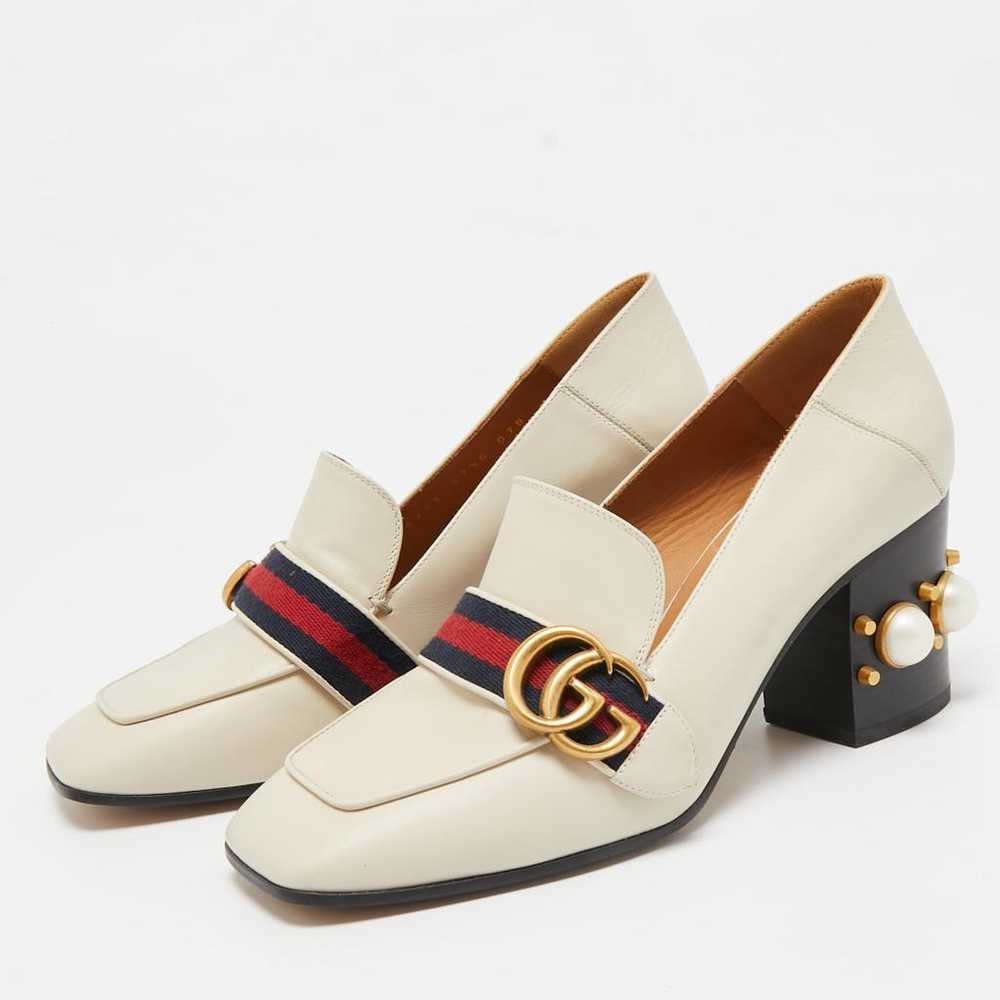 Gucci Leather flats - image 2