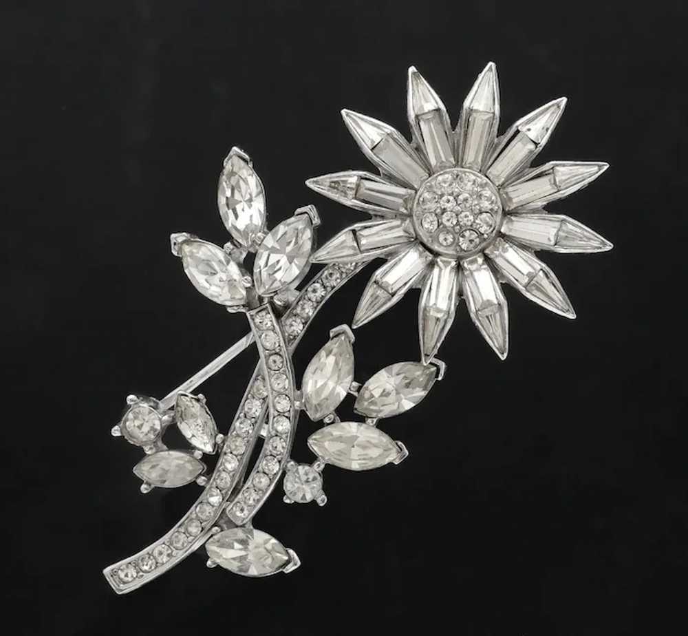 HOLD Vintage Trifari Rhinestone Flower Brooch Ele… - image 2