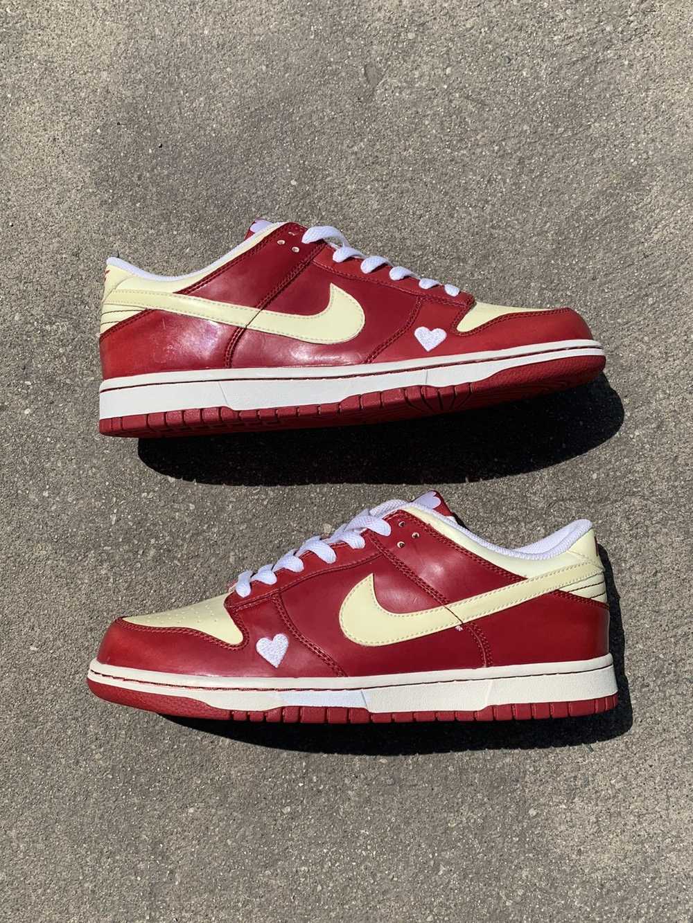 Nike Nike Dunk Low Valentines Day 2004 WMNS Varsi… - image 1