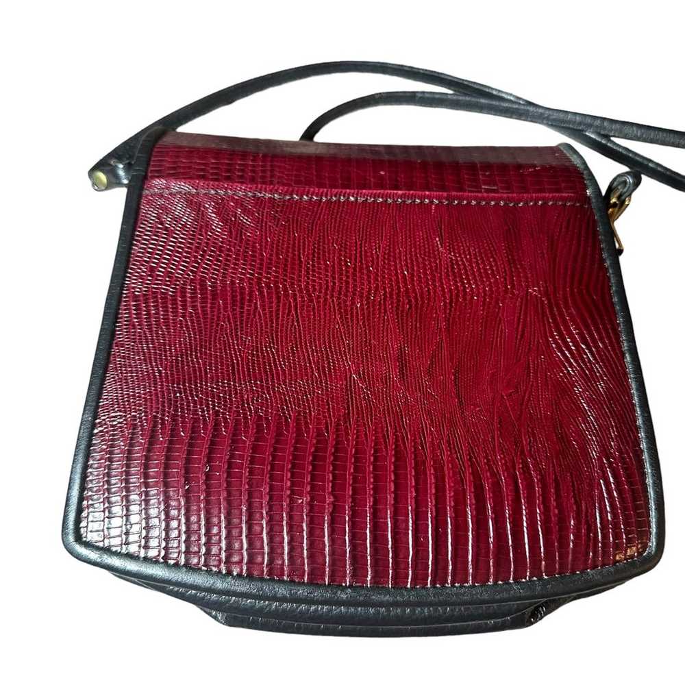 Vintage Red and black leather bag lizard pattern … - image 7