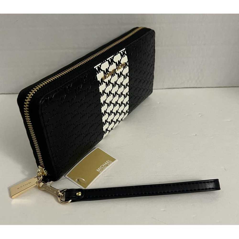 Michael Kors Jet Set wallet - image 2