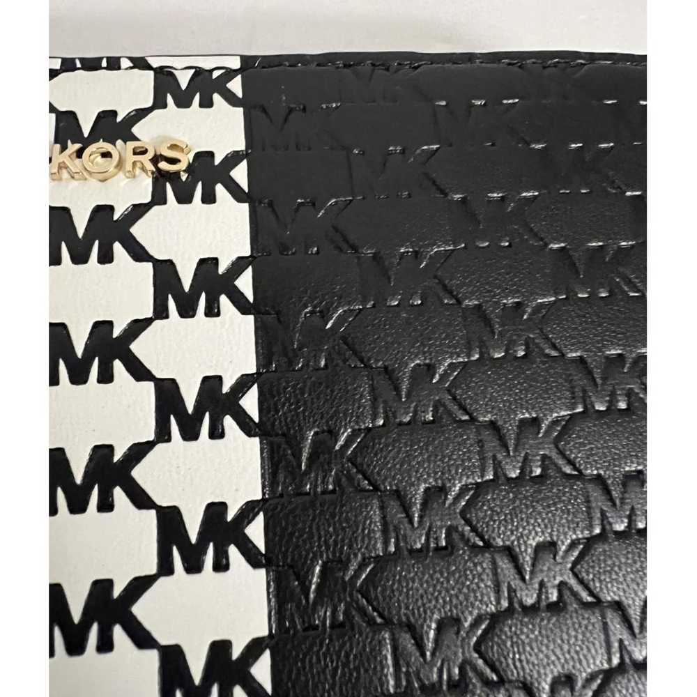 Michael Kors Jet Set wallet - image 9