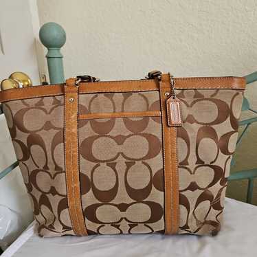 Coach tote - image 1