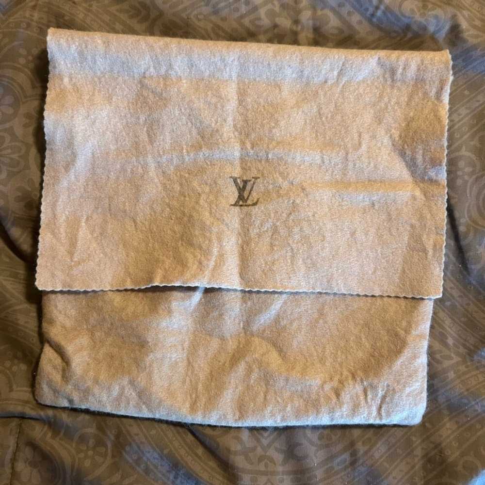 Lv dust bag fold over - image 1