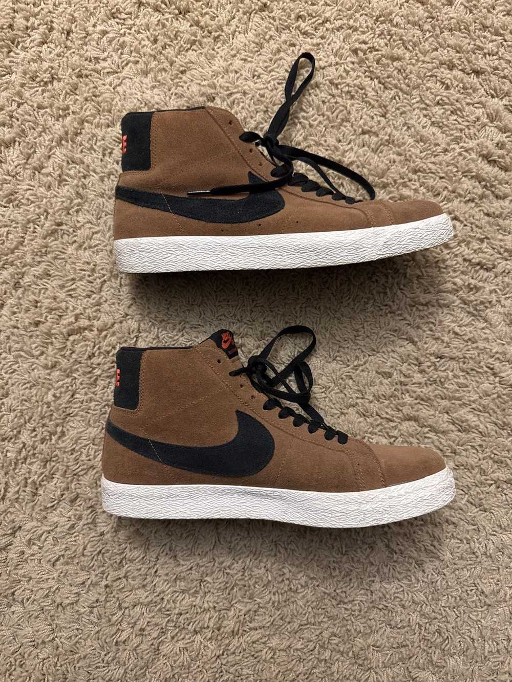 Nike Nike SB Blazer Mid Brown - image 1