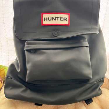 First come, first served‼️ Hunter backpack‼️