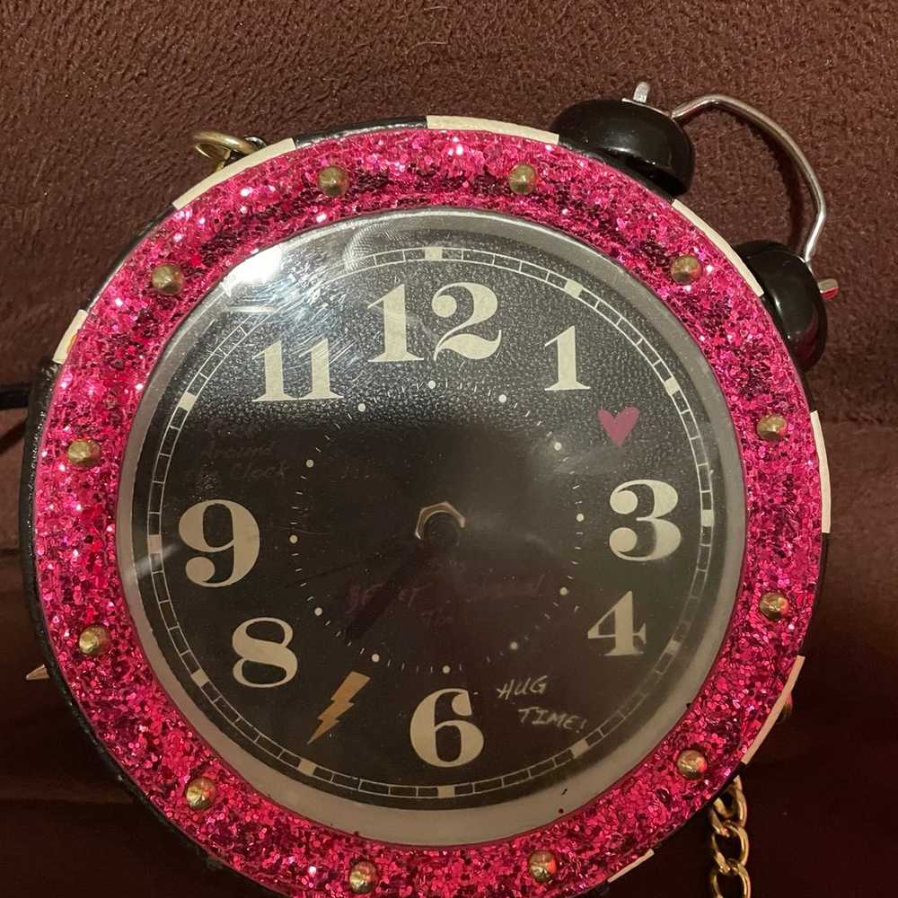 Betsey johnson trolls clock purse (works) - image 2