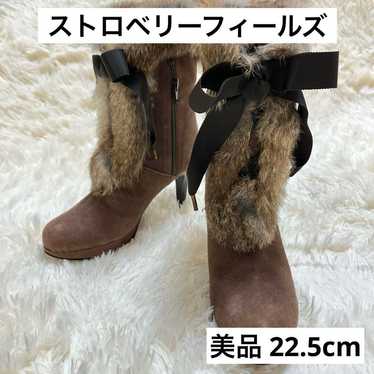 Beautiful item: Strawberry Fields fur boots with … - image 1