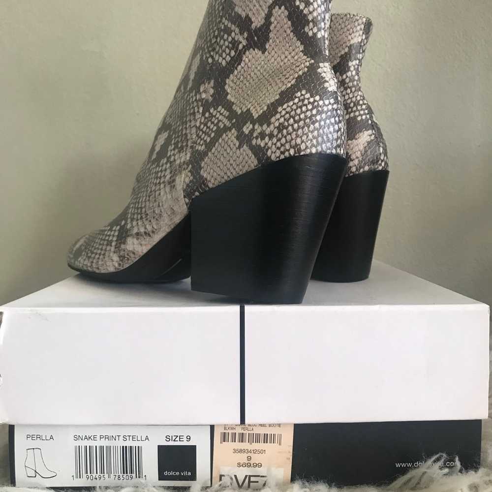 Women’s Brand New Dolce Vita Perilla Snake Print … - image 2