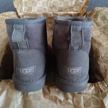 UGG Australia ★ Classic Mini ★ Gray Sheepskin Boot