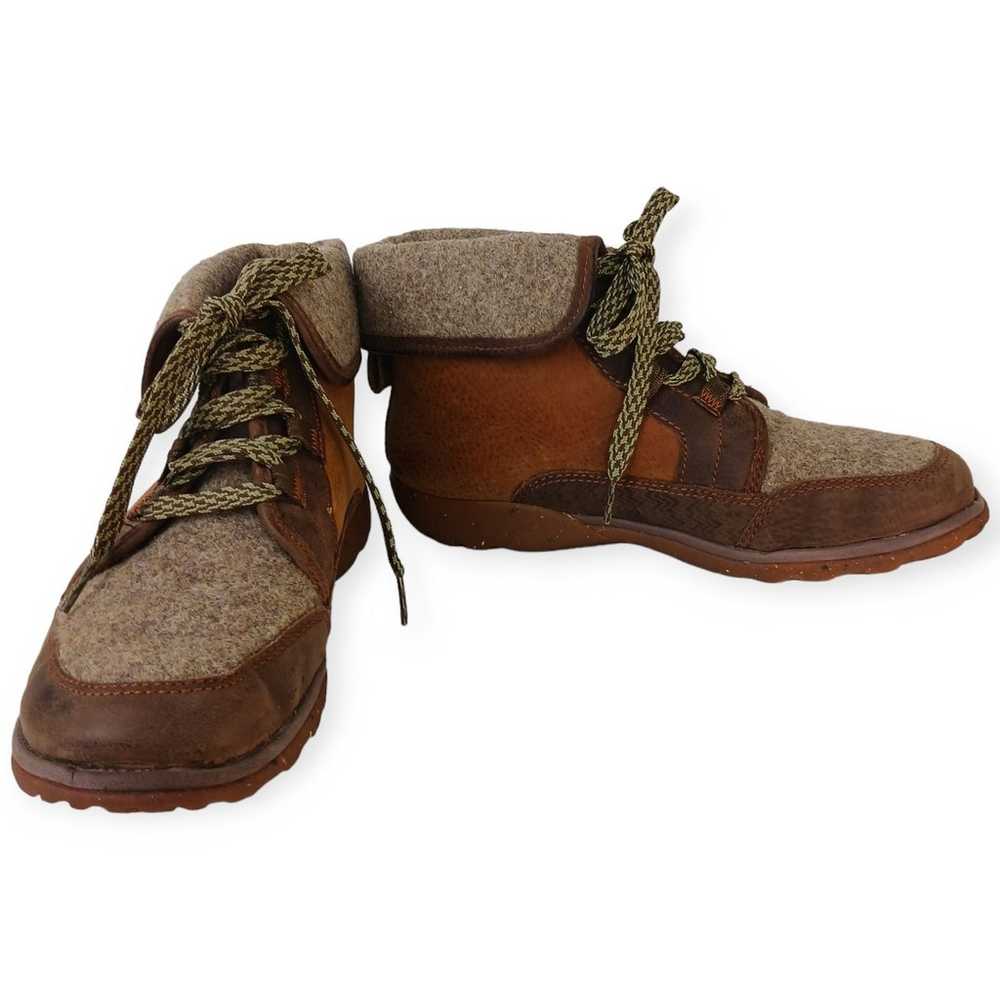 Chaco SZ 7.5 Women's Barbary Casual Boots Wool Pi… - image 2