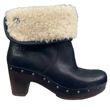 UGG Women's Lynnea Black Leather Shearling Cuff A… - image 1