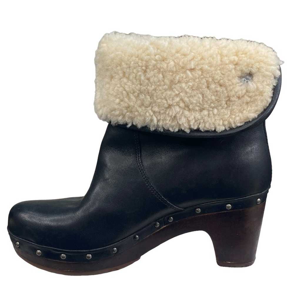 UGG Women's Lynnea Black Leather Shearling Cuff A… - image 2