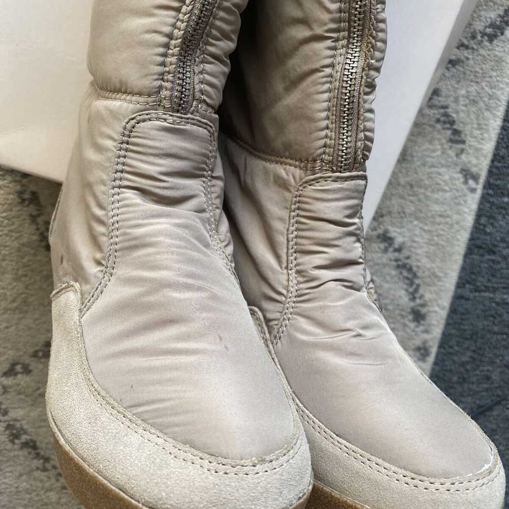 Juicy Couture Ensley High Wedge Boots Fluffy Zip … - image 9