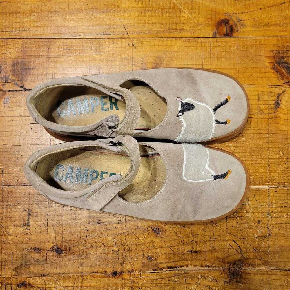 Rare CAMPER Suede Flat Shoes 39 Sheep Animal - image 5